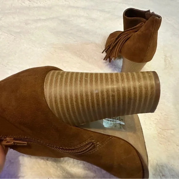 Express Tan Suede Ankle Chelsea Booties with Fringe & Open Toe - Picture 6 of 16